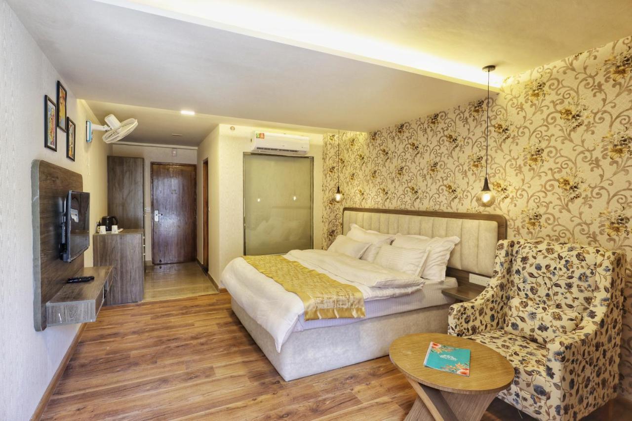 Royal Castle Hotel กาซอล ภายนอก รูปภาพ