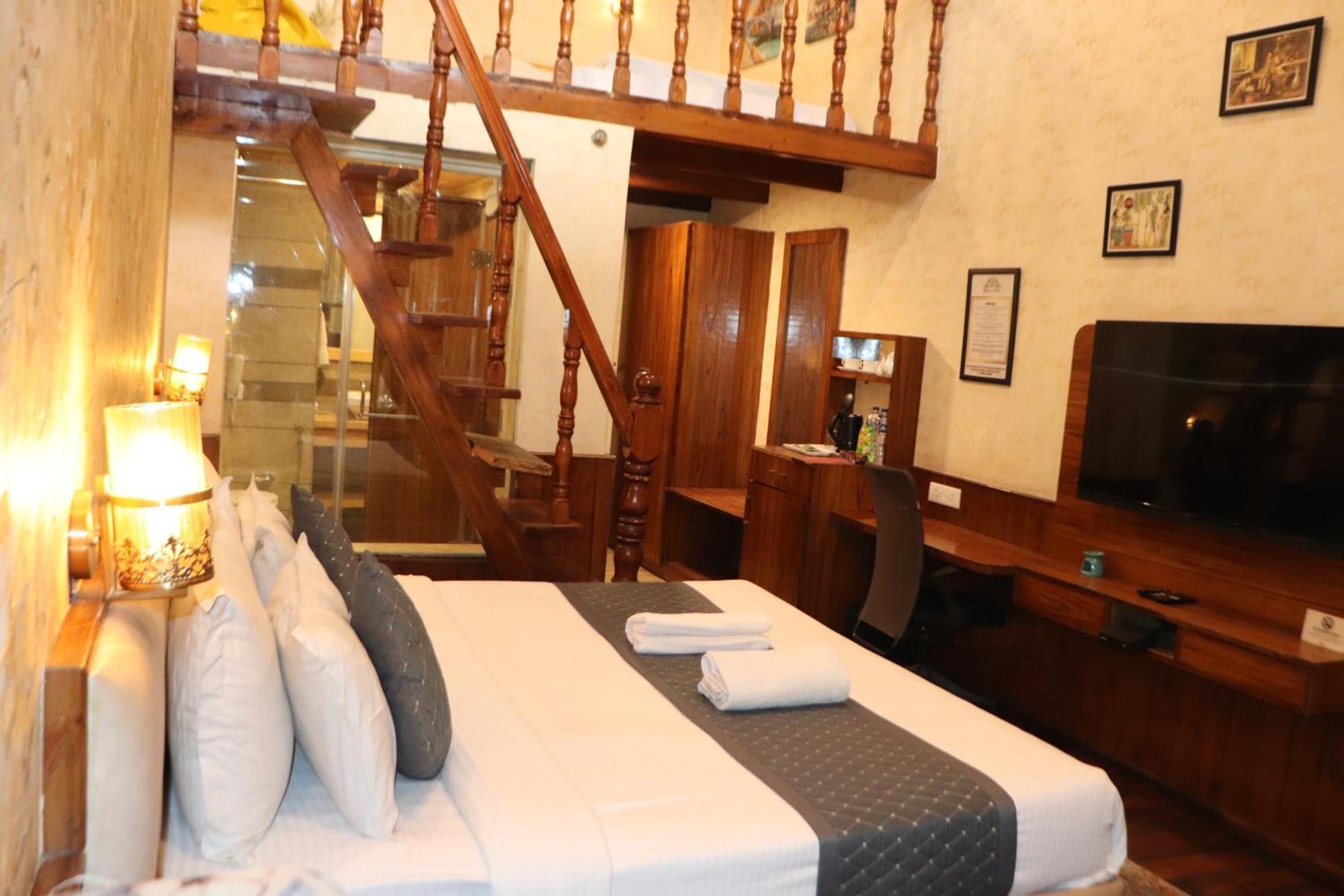 Royal Castle Hotel กาซอล ภายนอก รูปภาพ