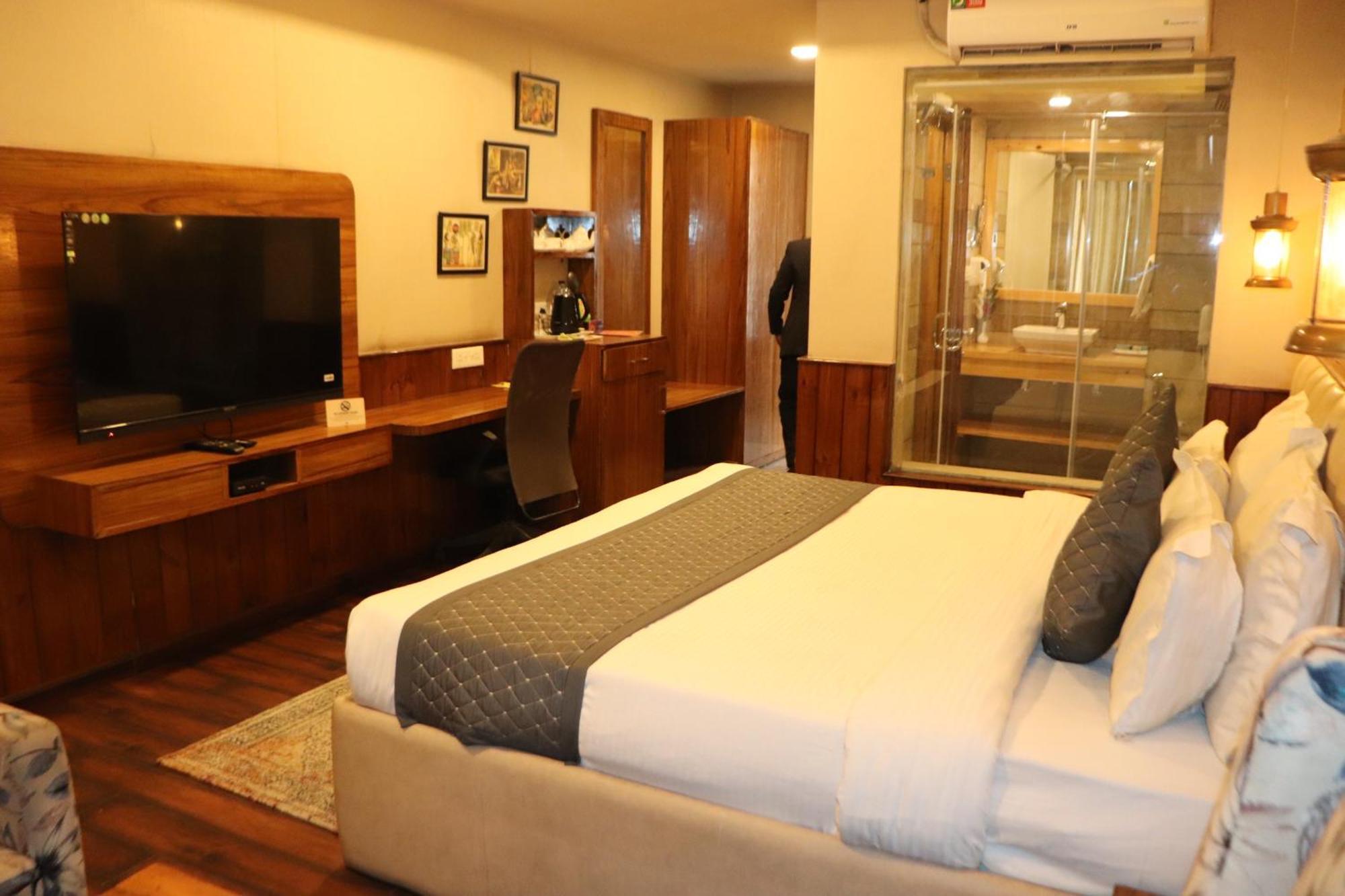Royal Castle Hotel กาซอล ภายนอก รูปภาพ
