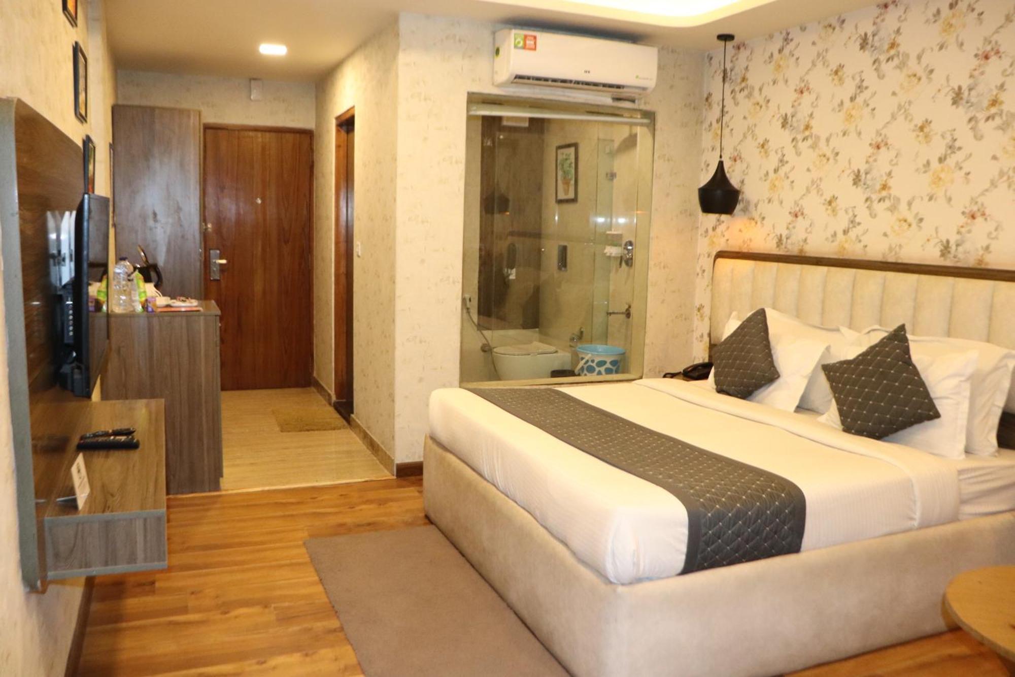 Royal Castle Hotel กาซอล ภายนอก รูปภาพ
